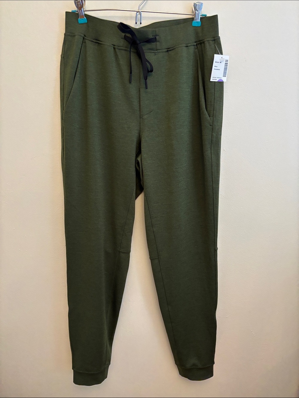 Ten Thousand Midweight Performance Joggers Size M Olive Green – NEW